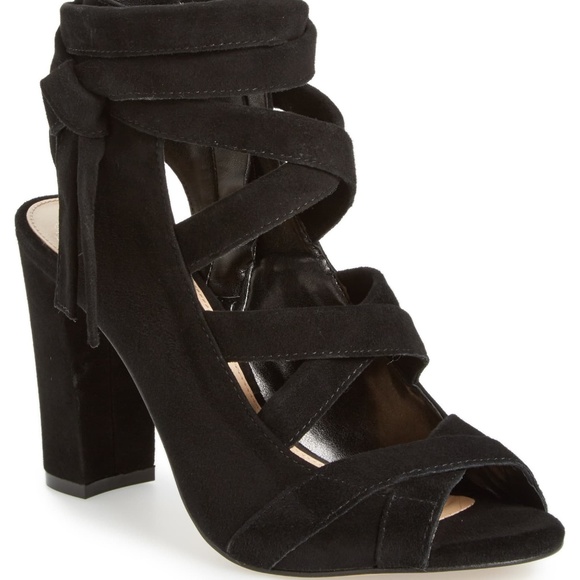 Vince Camuto Shoes - NWT Vince Camuto Heeled Sandal - Size 9.5